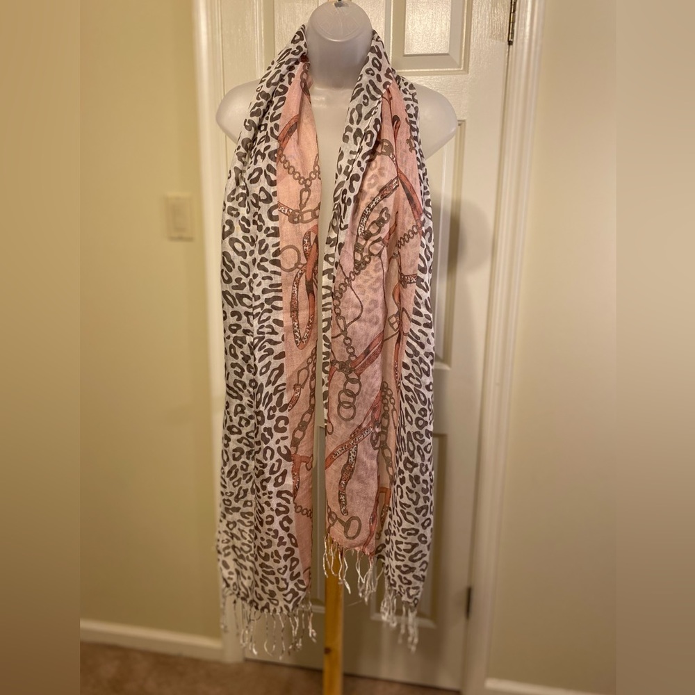 Lovely animal print & pink/brown/tan saddle print in middle long scarf w/fringes